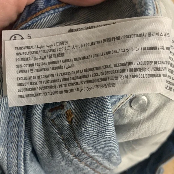 Abercrombie & Fitch High Rise Loose Short Size 27 6 in inseam - Picture 10 of 10